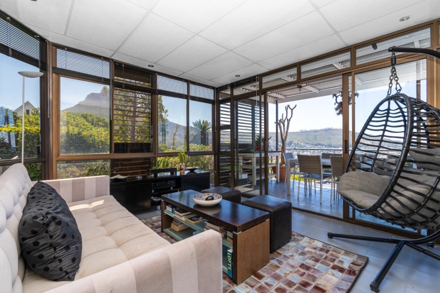 5 Bedroom Property for Sale in Oranjezicht Western Cape